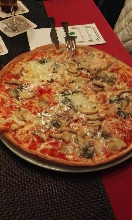 Europa Pizzeria